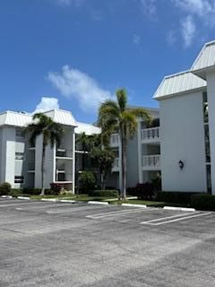 30 Colonial Club Drive, Unit 202, Boynton Beach, FL 33435 Photo