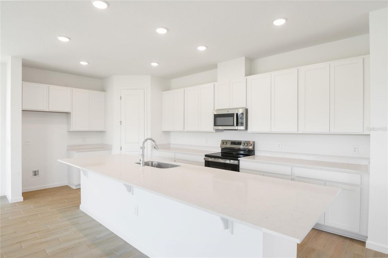 816 Lake Dell Road, Dundee, FL 33838 Photo