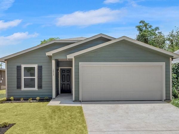 1013 Earle Avenue, Waco, TX 76704