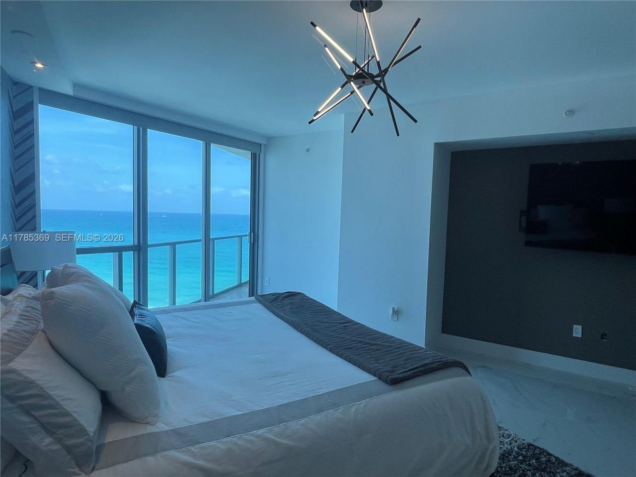 3101 S Ocean Dr, Unit 1707, Hollywood, FL 33019 Photo