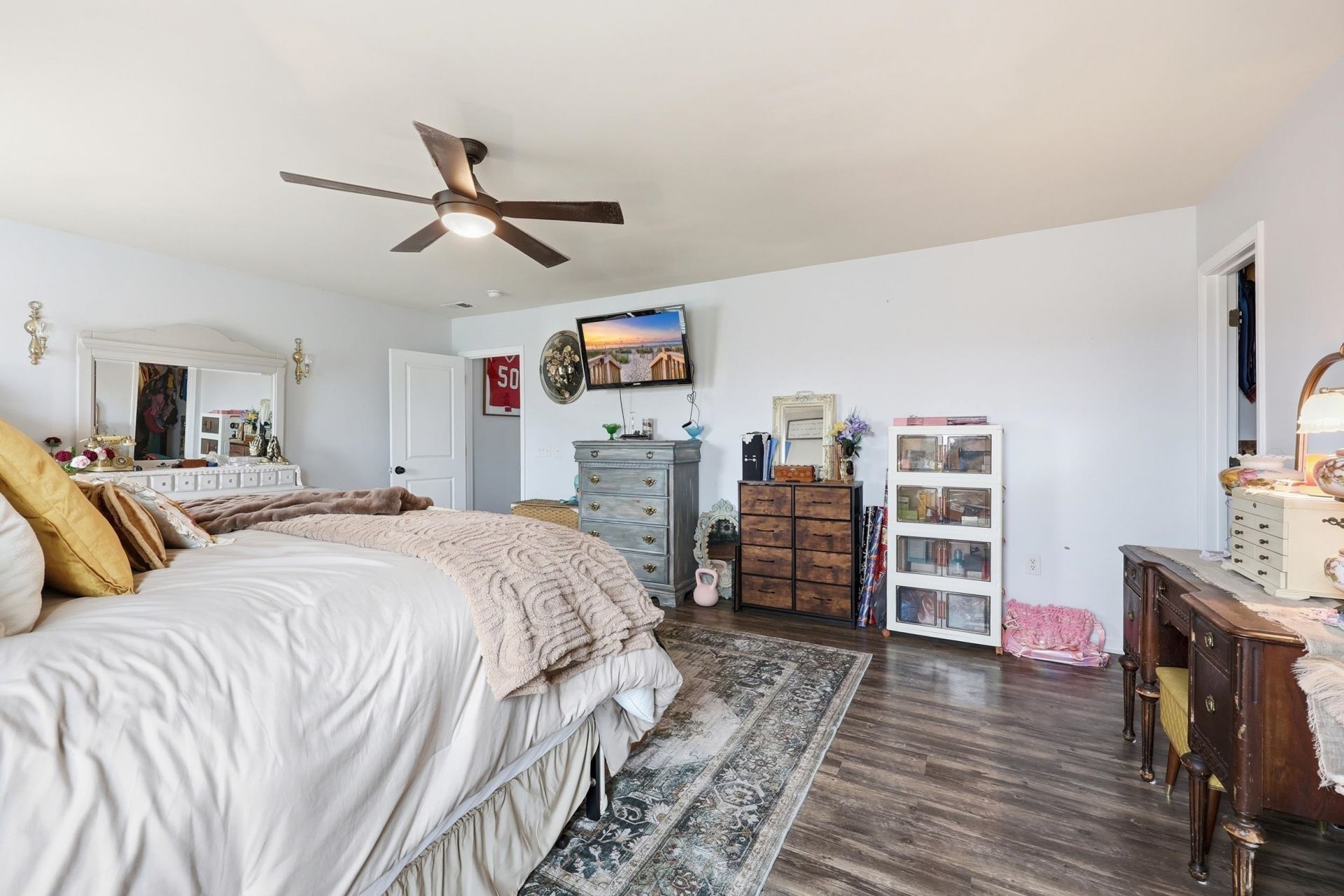 1093 Balmore Dr. Photo 18