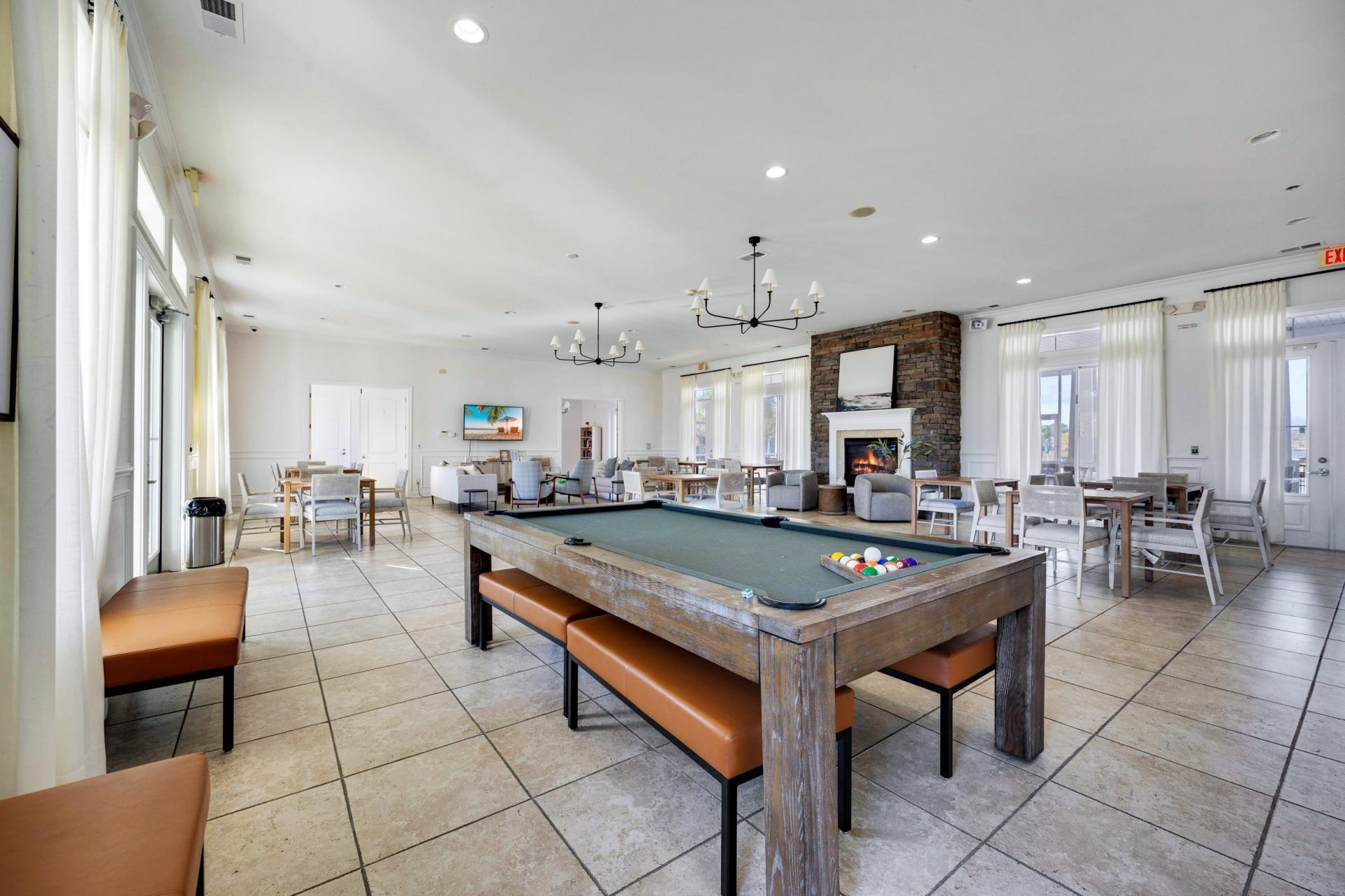 1093 Balmore Dr. Photo 42