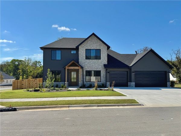 3601 Beaverhead Way, Bentonville, AR 72712