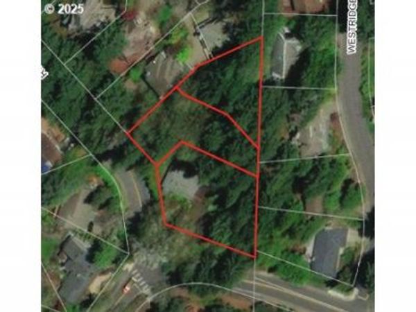 18300 BRYANT RD, Lake Oswego, OR 97034