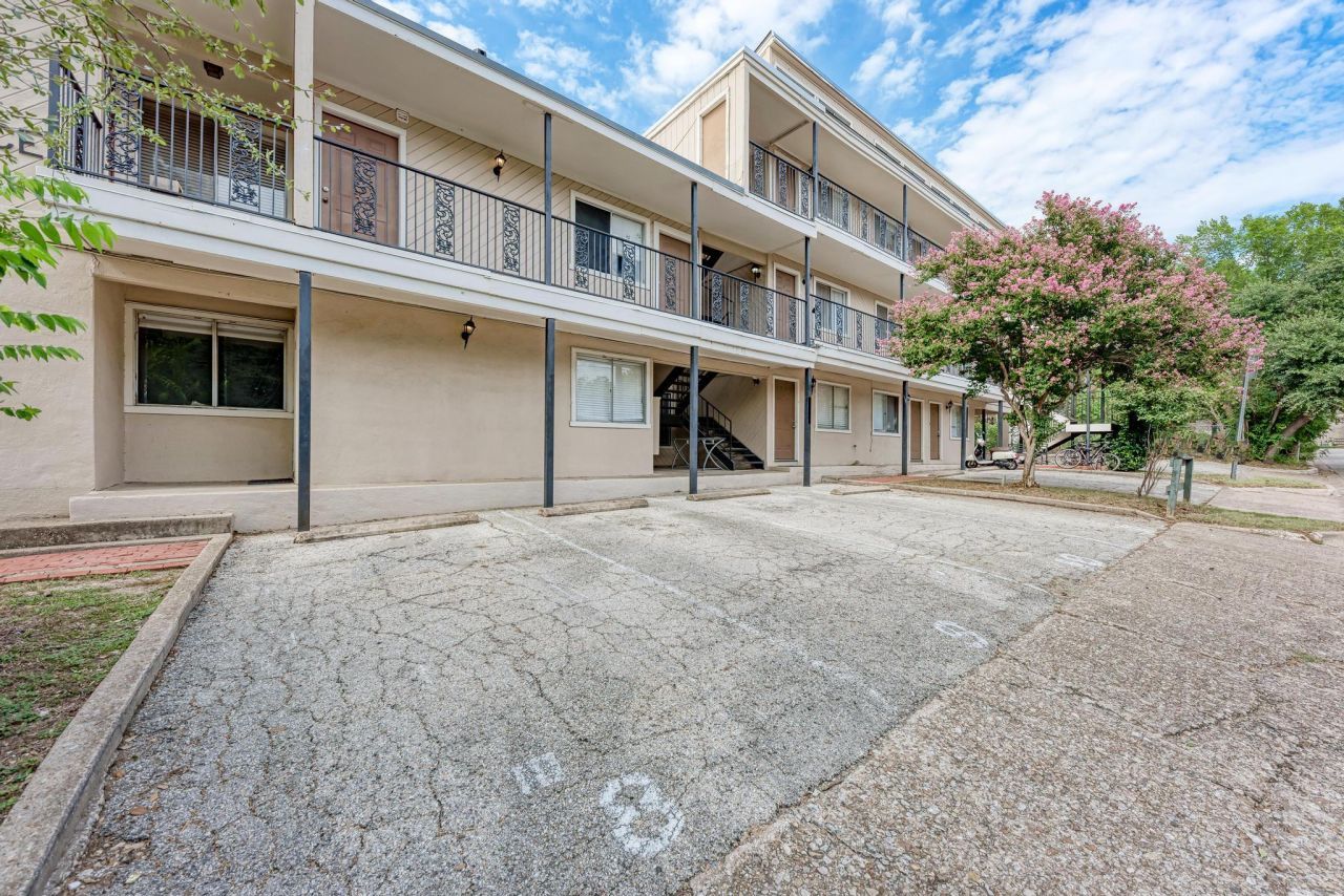 1010 W 23rd St, Unit 6, Austin, TX 78705 Main Photo
