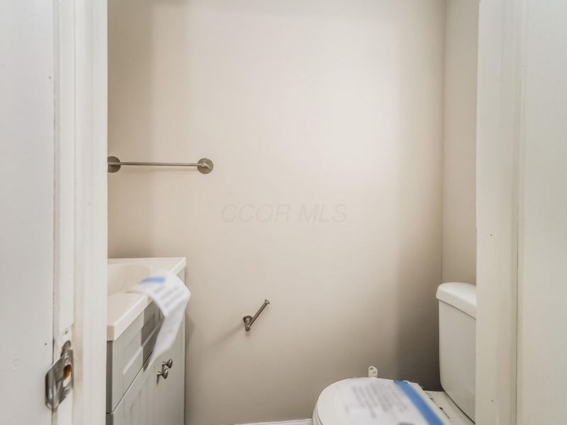 990 Reeb Avenue, Columbus, OH 43207 Photo 10