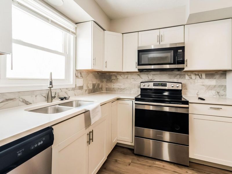 990 Reeb Avenue, Columbus, OH 43207 Photo 7