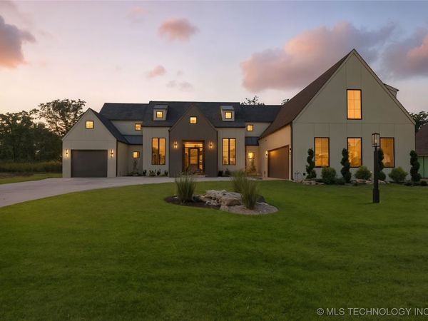 17822 E Patriot Drive, Owasso, OK 74055