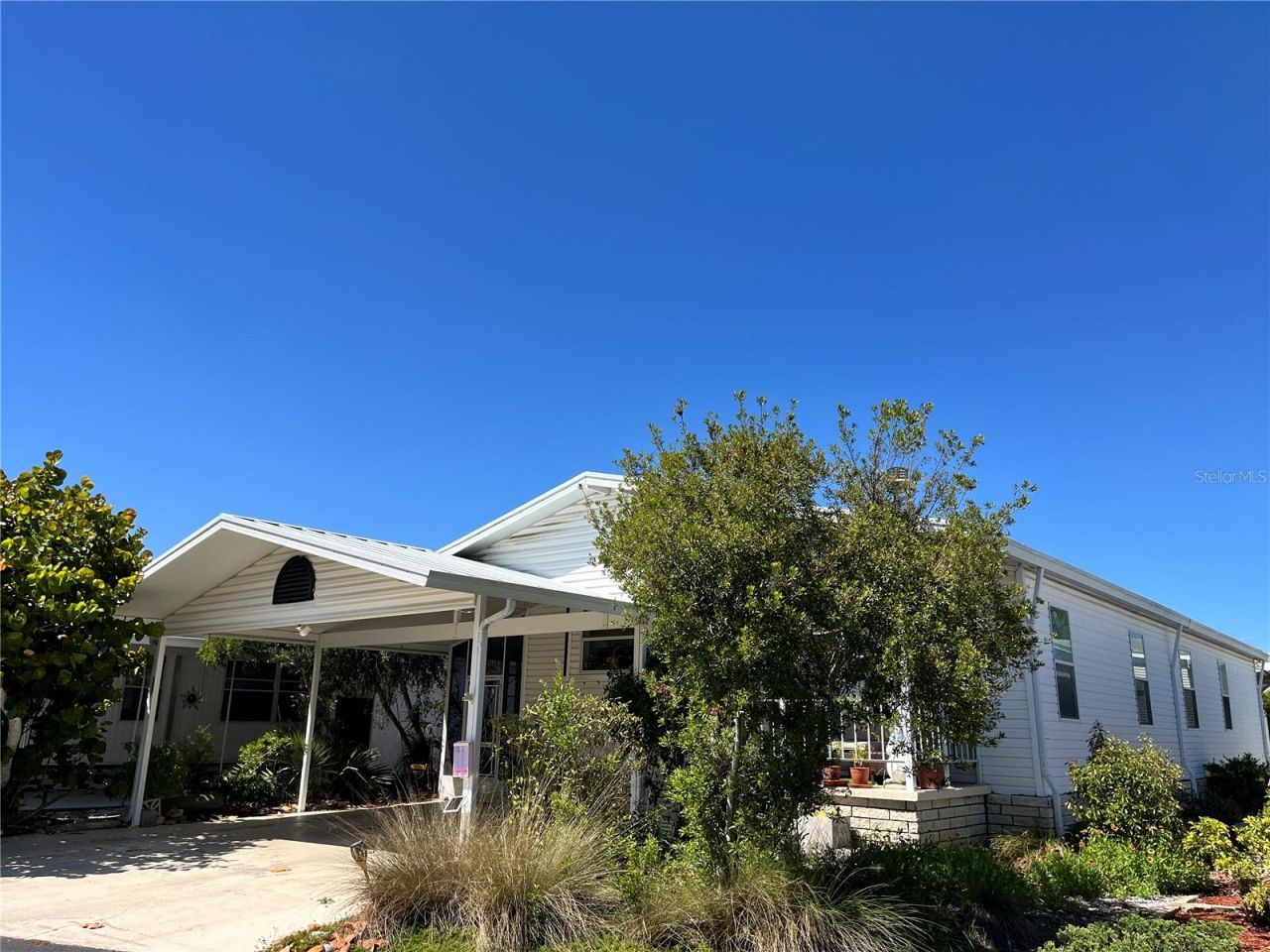 357 Mount Saxon Avenue Ne, Unit 323, Saint Petersburg, FL 33702 Photo