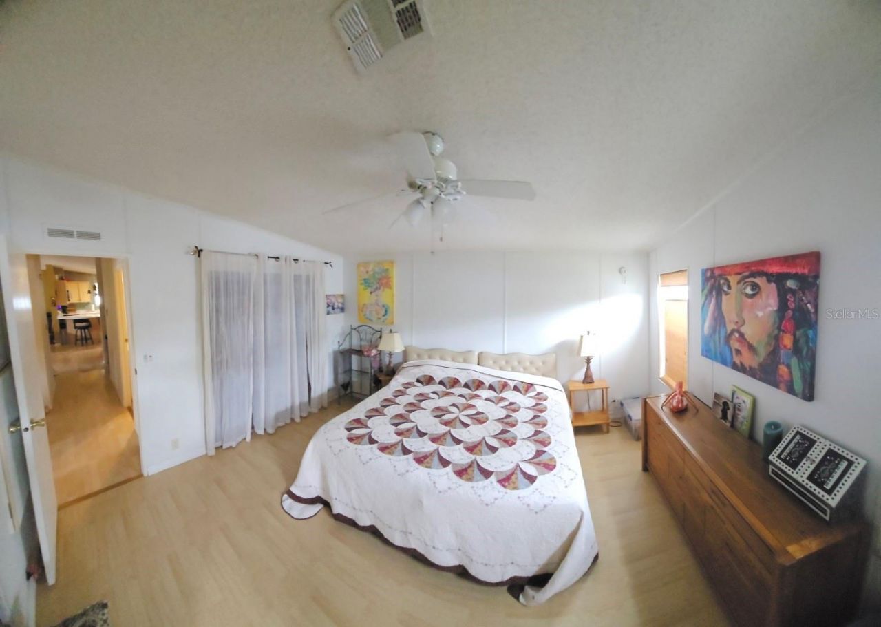 357 Mount Saxon Avenue Ne, Unit 323, Saint Petersburg, FL 33702 Photo