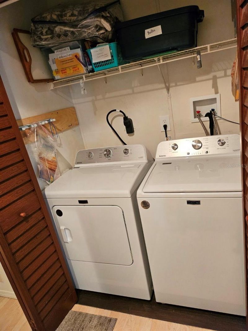 357 Mount Saxon Avenue Ne, Unit 323, Saint Petersburg, FL 33702 Photo