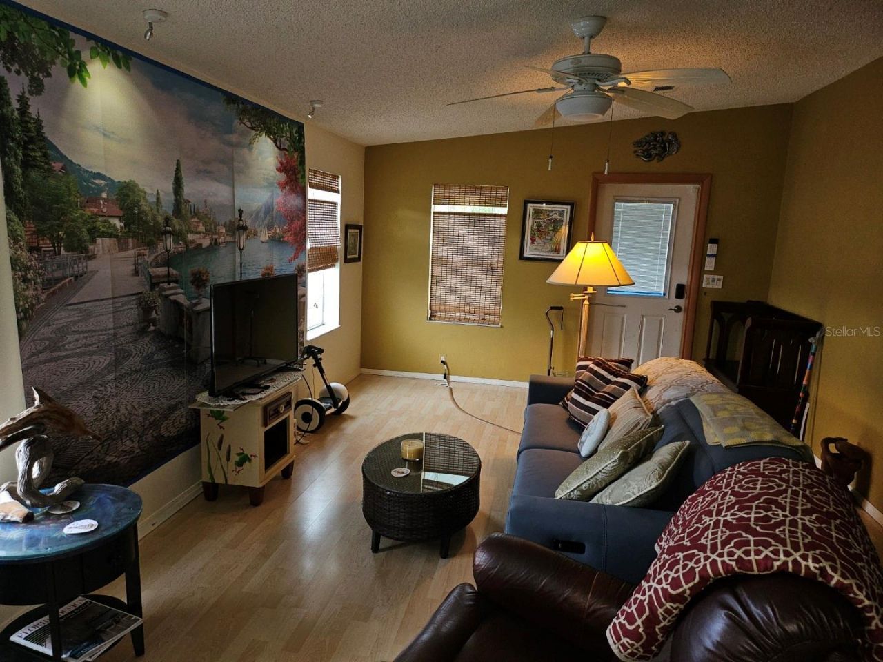 357 Mount Saxon Avenue Ne, Unit 323, Saint Petersburg, FL 33702 Photo