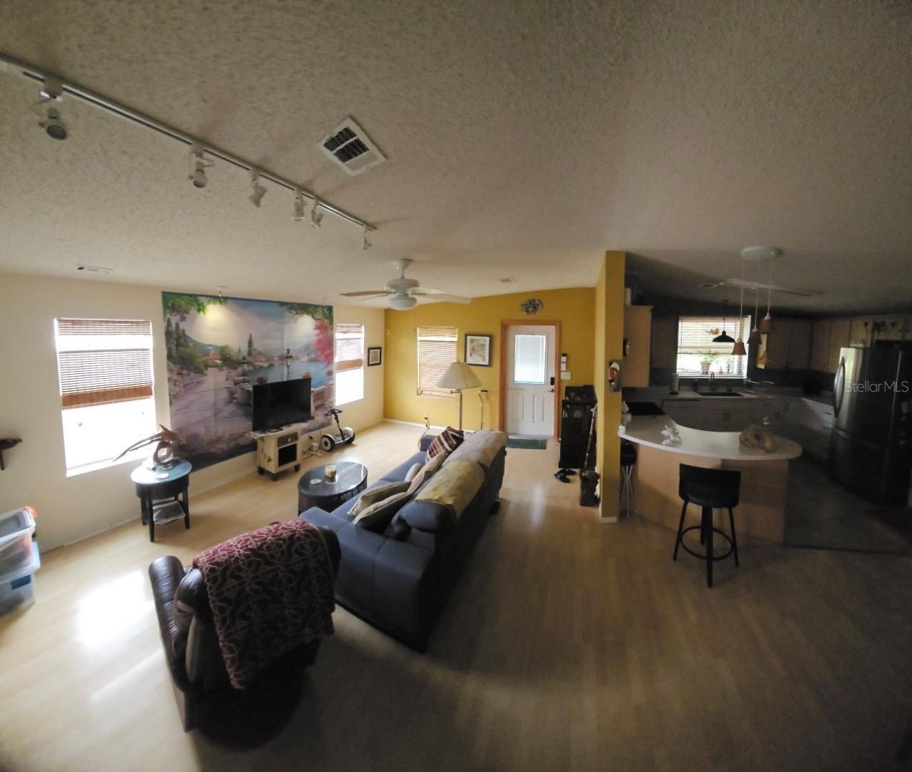 357 Mount Saxon Avenue Ne, Unit 323, Saint Petersburg, FL 33702 Photo