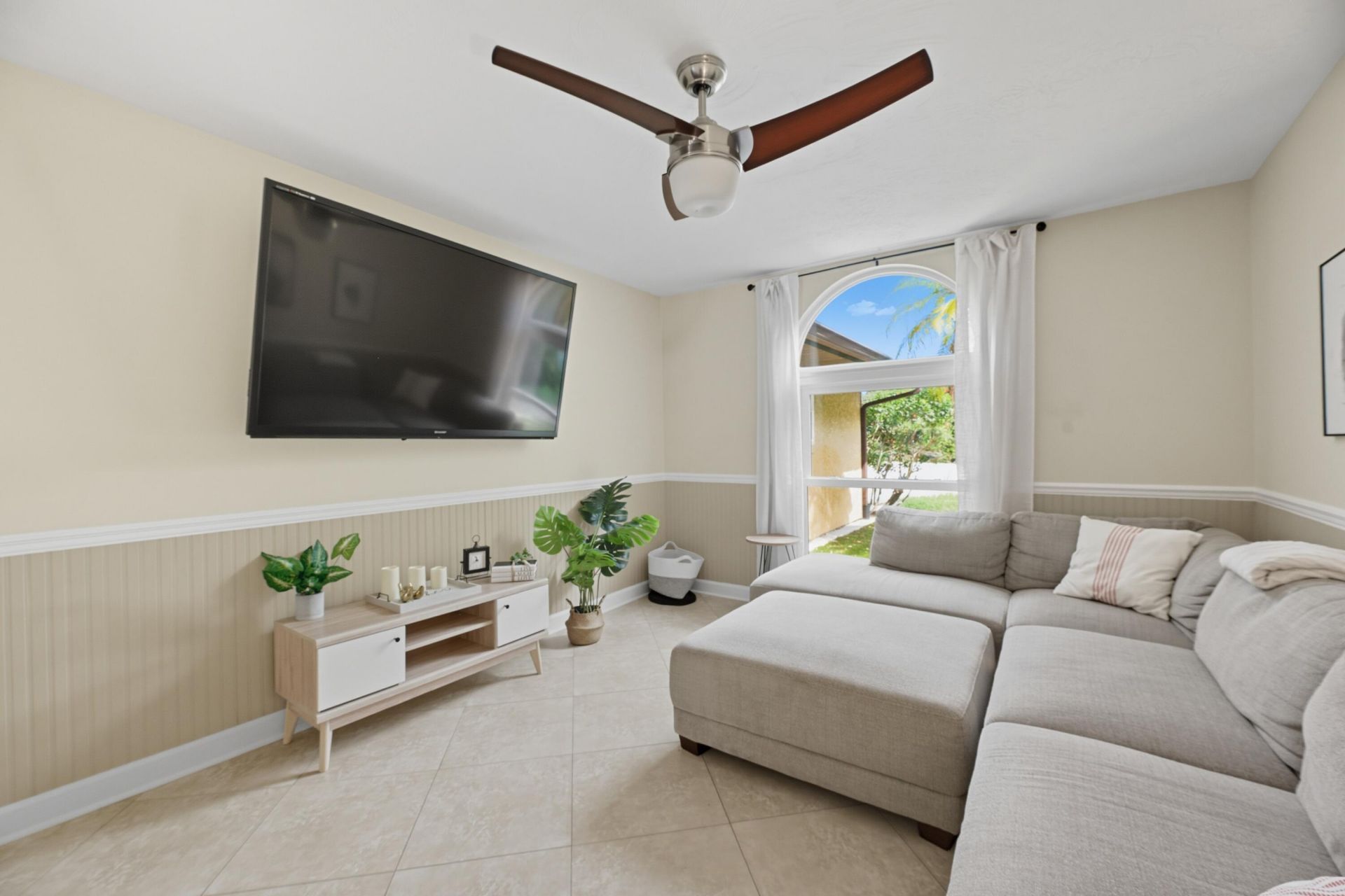 2944 NE Loquat Lane, Jensen Beach, FL 34957 Photo