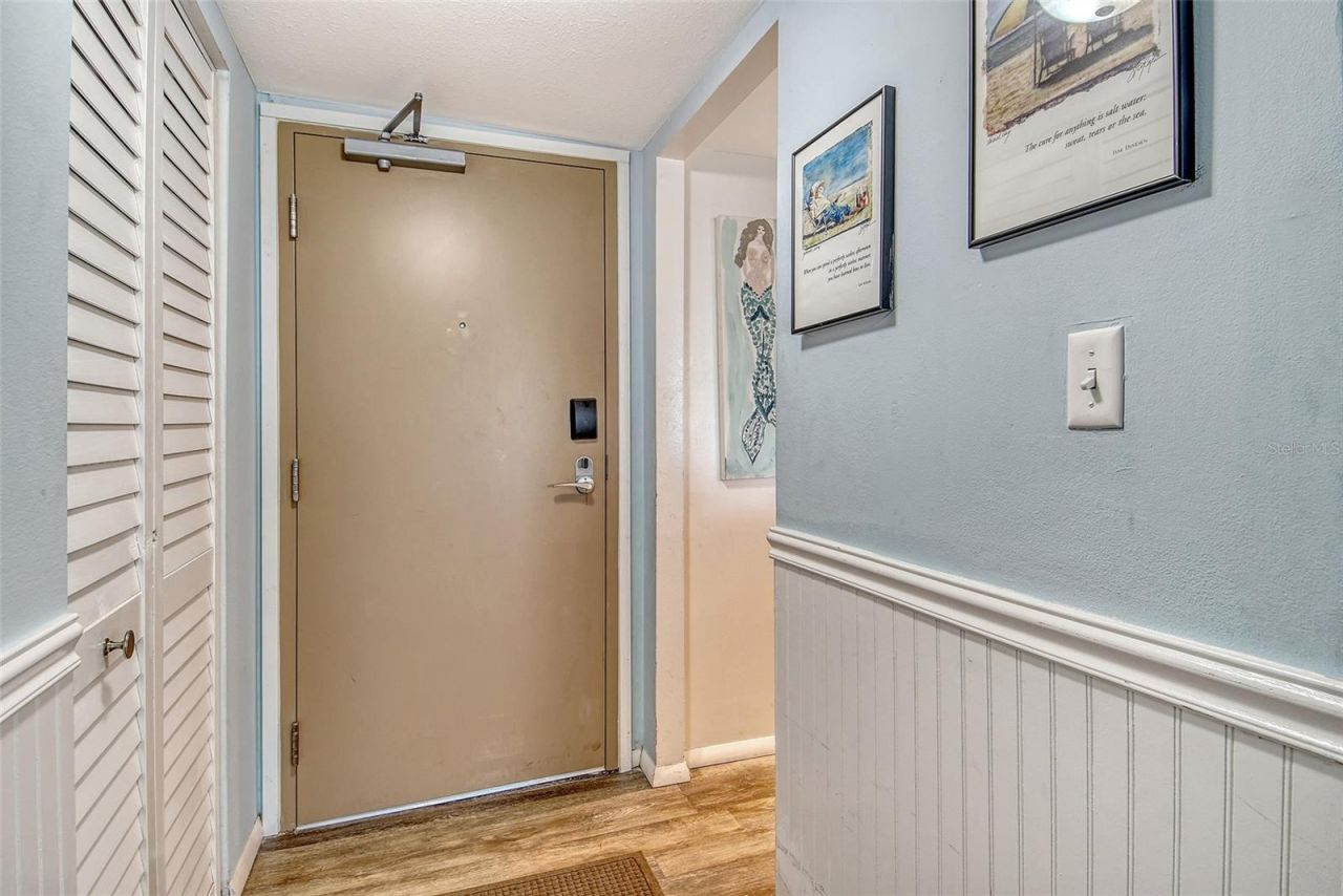 5920 Midnight Pass Road, Unit 406, Sarasota, FL 34242 Photo