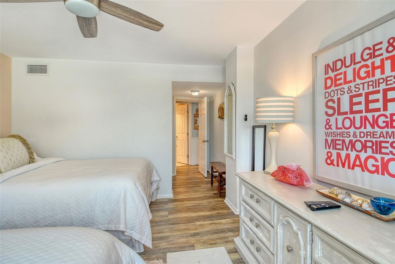 5920 Midnight Pass Road, Unit 406, Sarasota, FL 34242 Photo