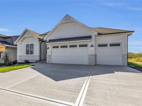 16843 S Norton Street, Olathe, KS 66062