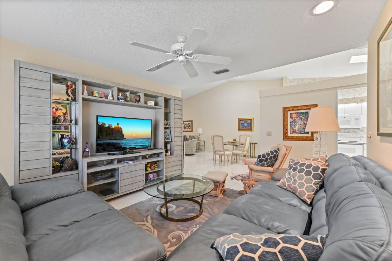 6040 Waldwick Circle, Delray Beach, FL 33484 Photo