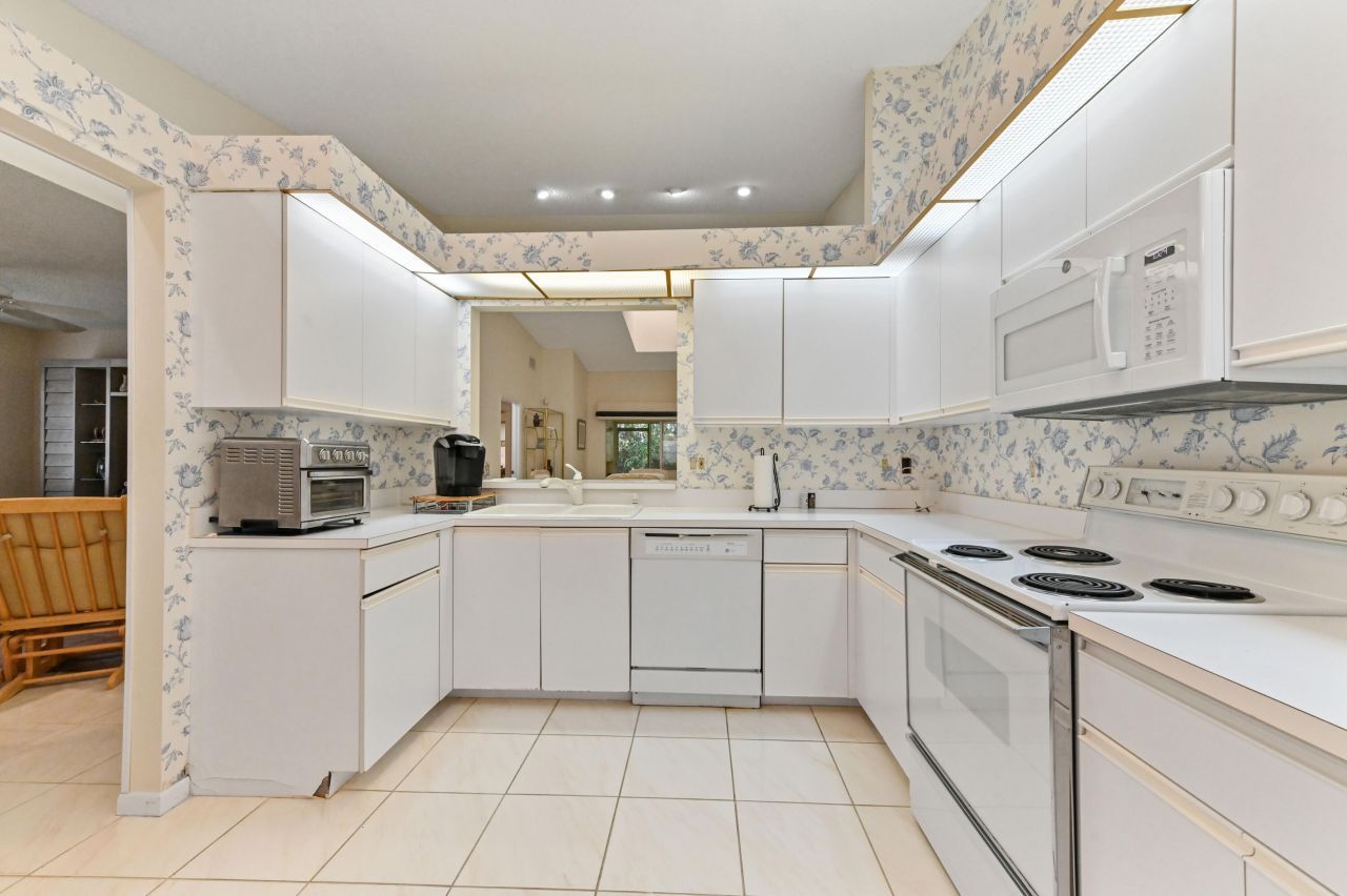 6040 Waldwick Circle, Delray Beach, FL 33484 Photo