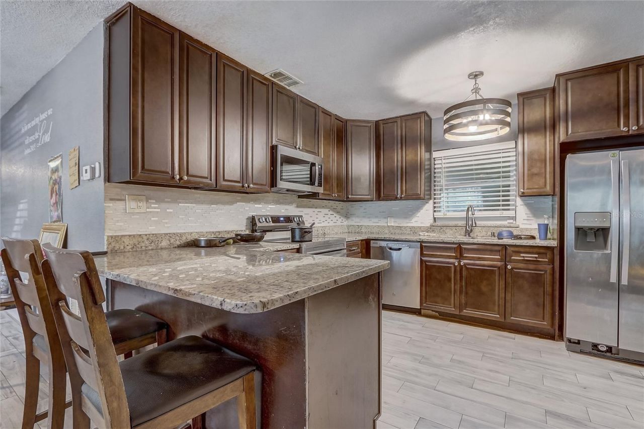 243 W Martin Street, Apopka, FL 32712 Photo