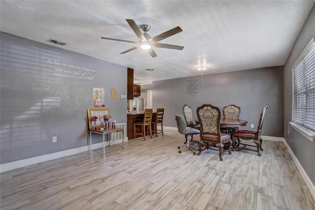 243 W Martin Street, Apopka, FL 32712 Photo