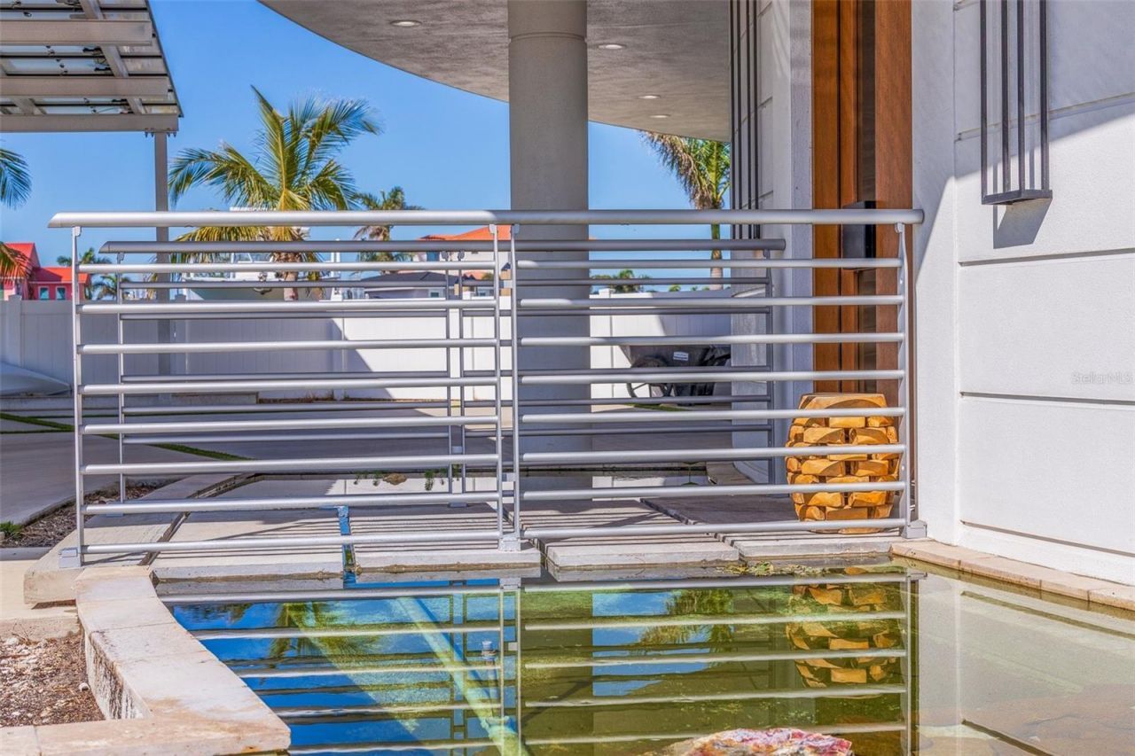 12650 7th Street E, Treasure Island, FL 33706 Photo