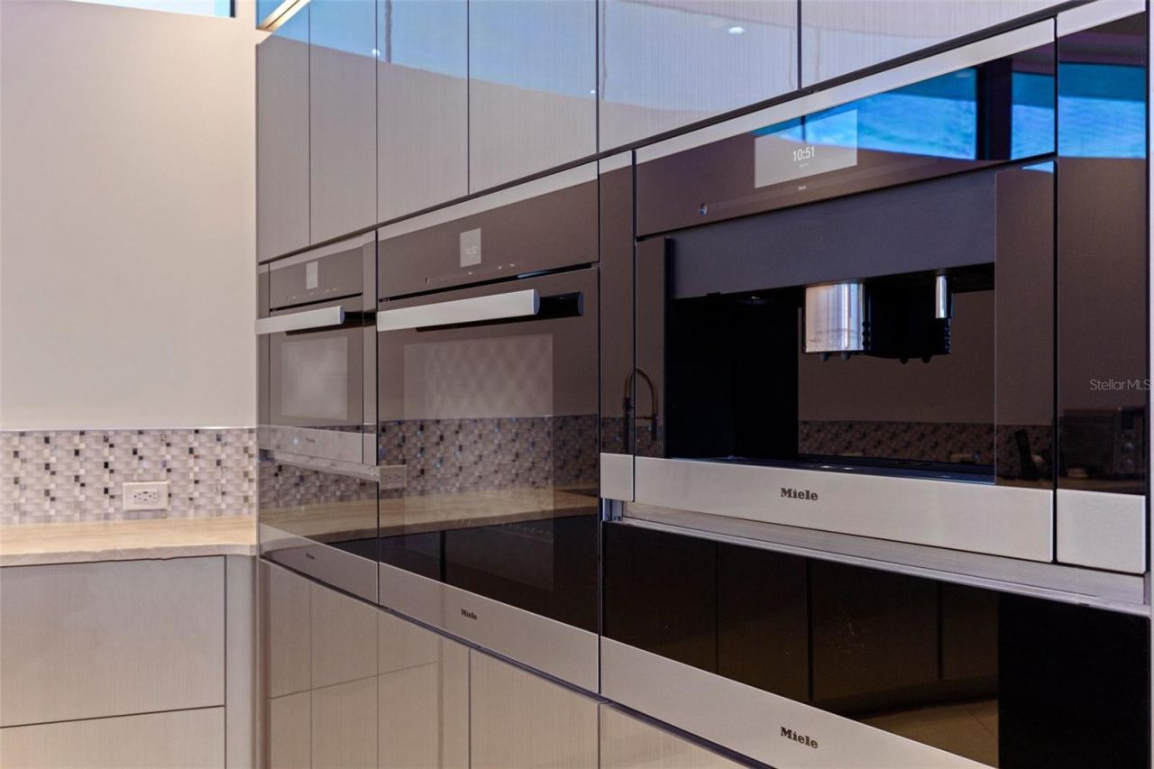 12650 7th Street E, Treasure Island, FL 33706 Photo