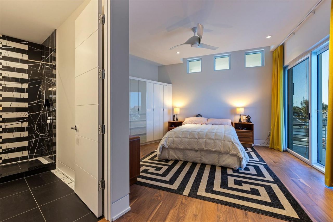 12650 7th Street E, Treasure Island, FL 33706 Photo