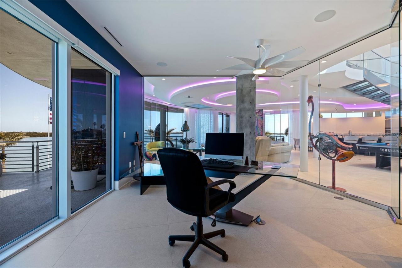 12650 7th Street E, Treasure Island, FL 33706 Photo