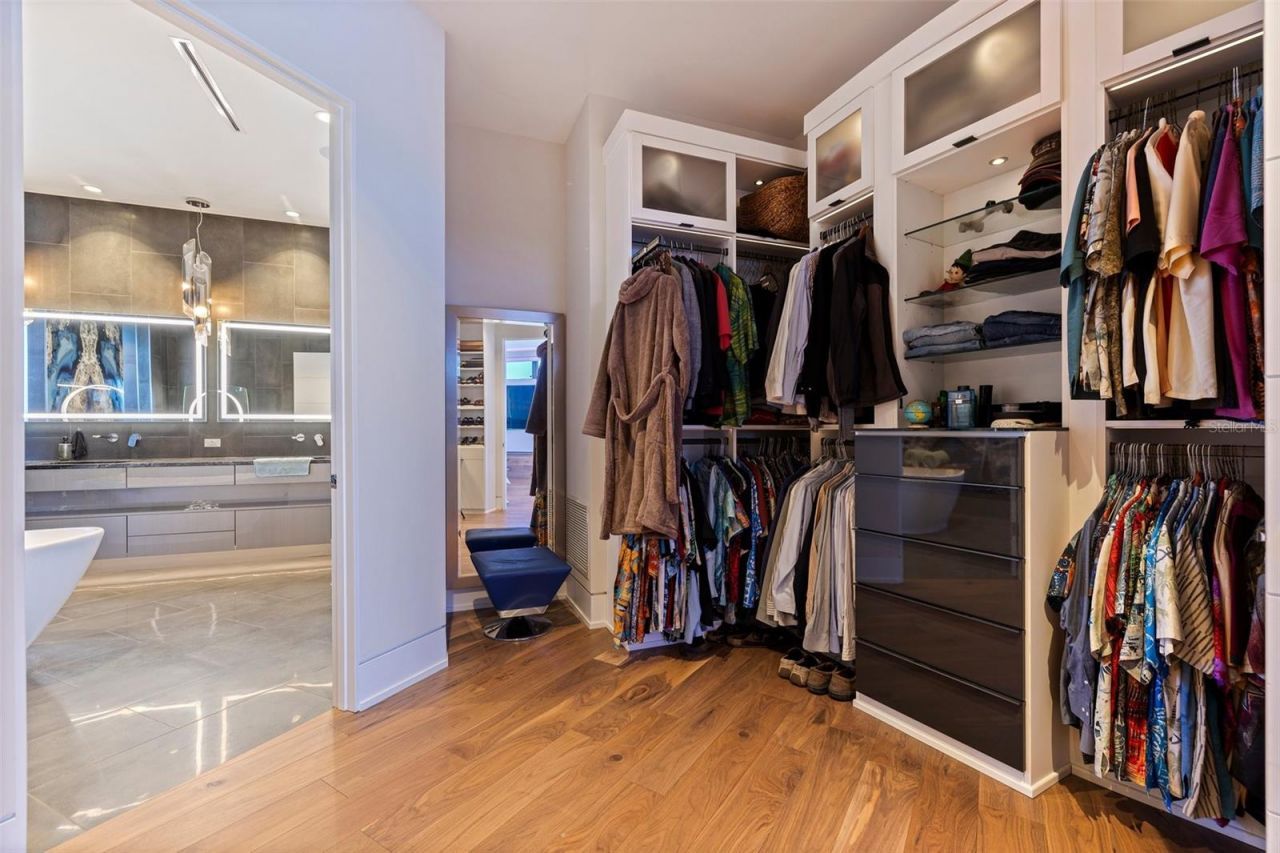 12650 7th Street E, Treasure Island, FL 33706 Photo