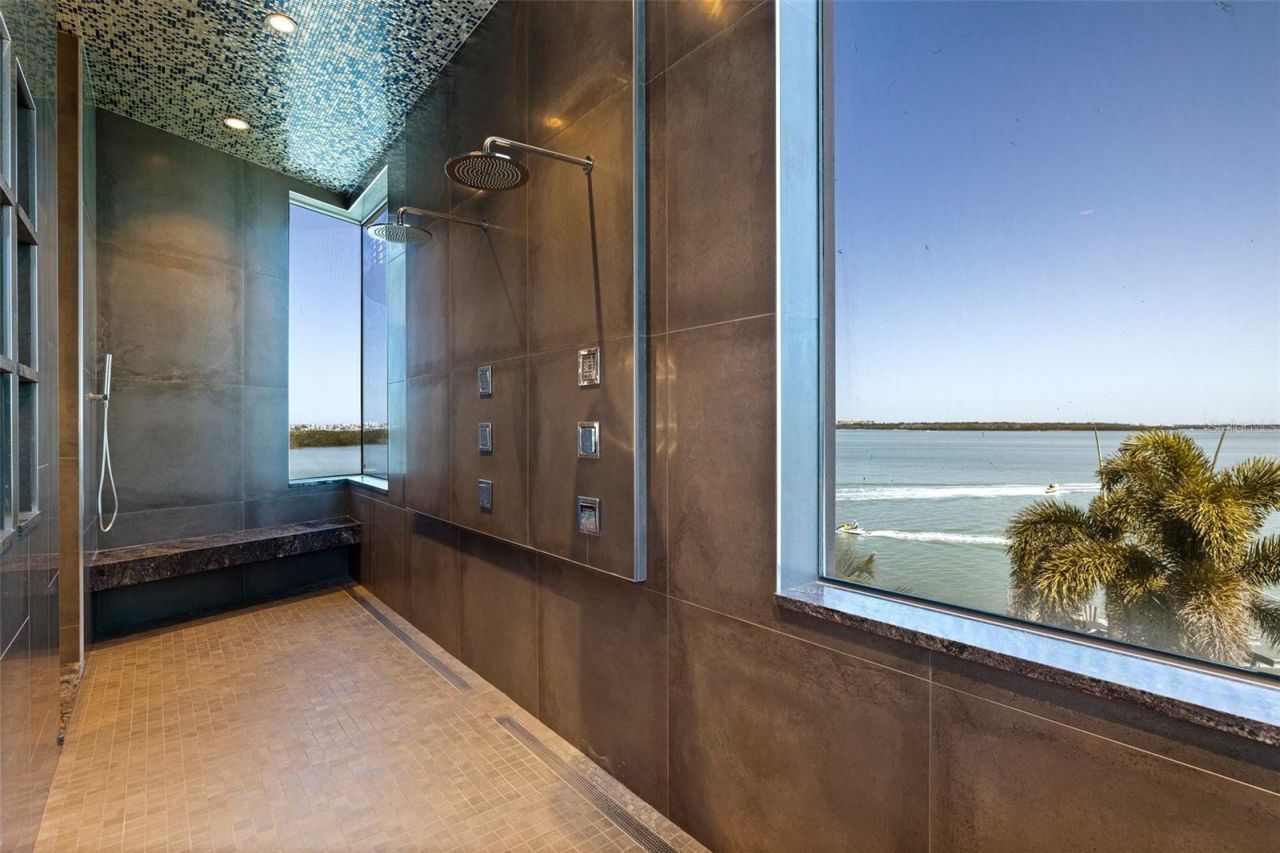 12650 7th Street E, Treasure Island, FL 33706 Photo