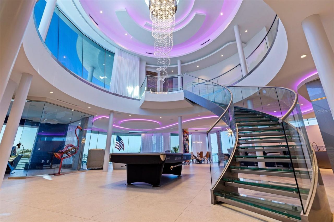 12650 7th Street E, Treasure Island, FL 33706 Photo