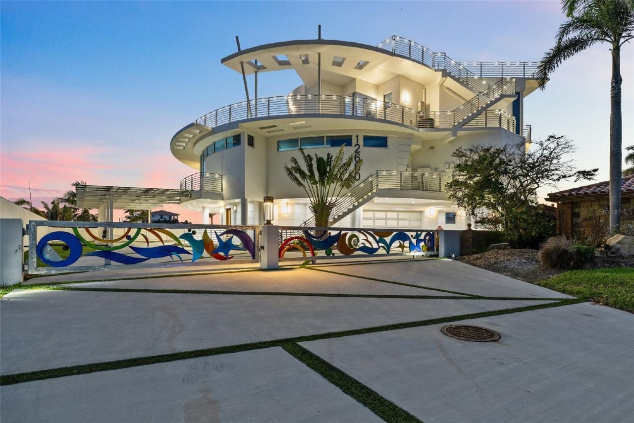 12650 7th Street E, Treasure Island, FL 33706 Photo