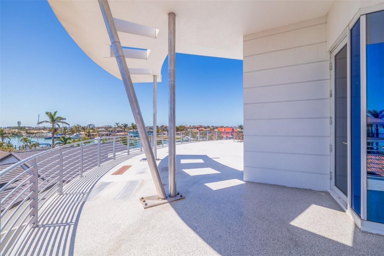 12650 7th Street E, Treasure Island, FL 33706 Photo