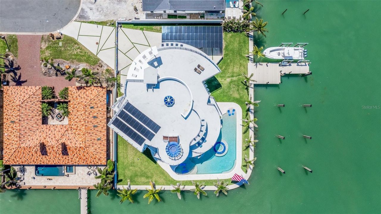 12650 7th Street E, Treasure Island, FL 33706 Photo