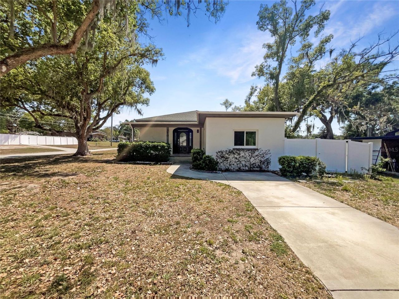 370 E Waldo Street, Groveland, FL 34736 Main Photo