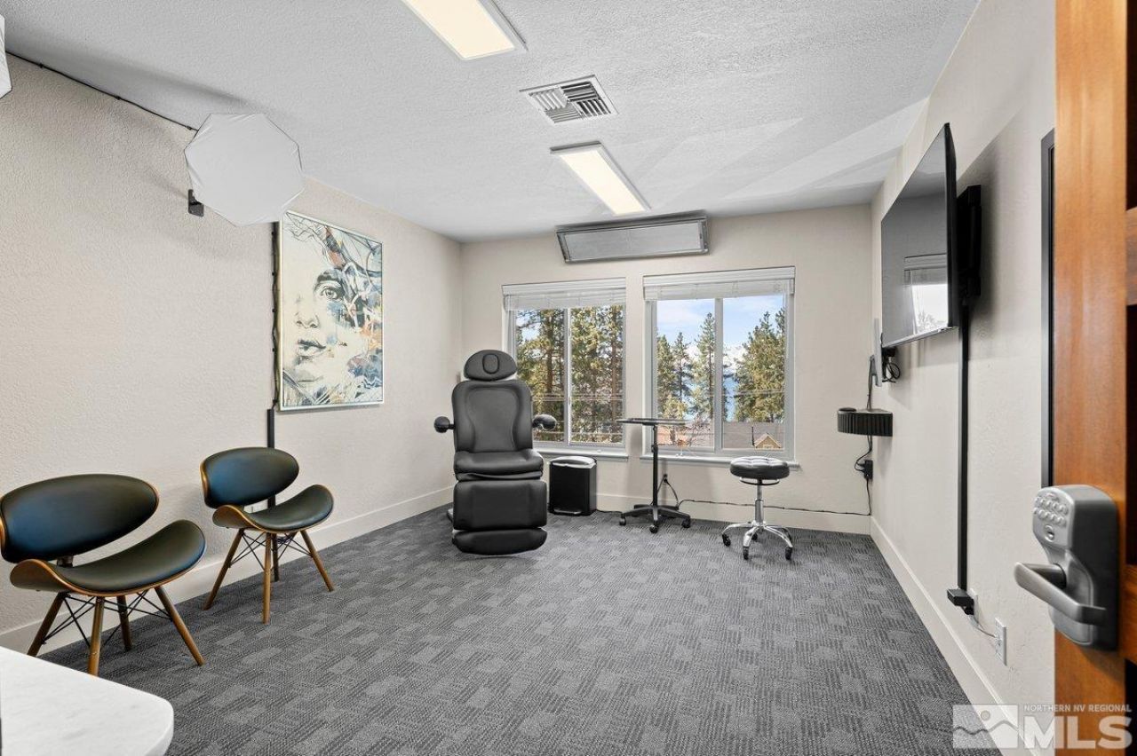 625 Hwy 50, Zephyr Cove, NV 89448 Photo