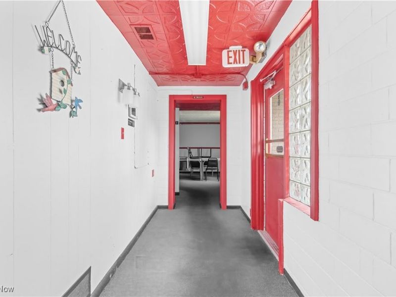 1494 Waterloo Road, Barberton, OH 44203 Photo 13