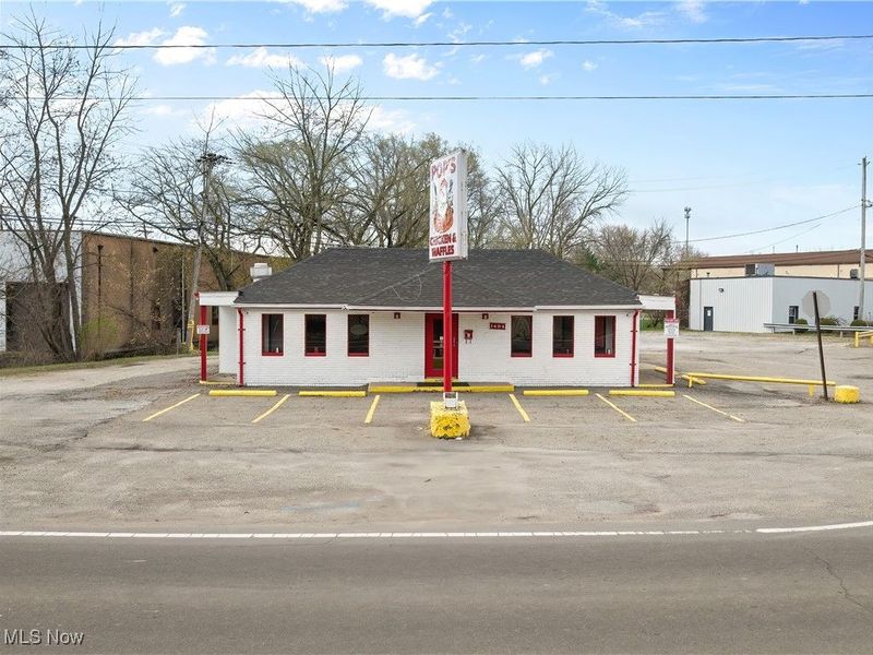 1494 Waterloo Road, Barberton, OH 44203 Photo 2