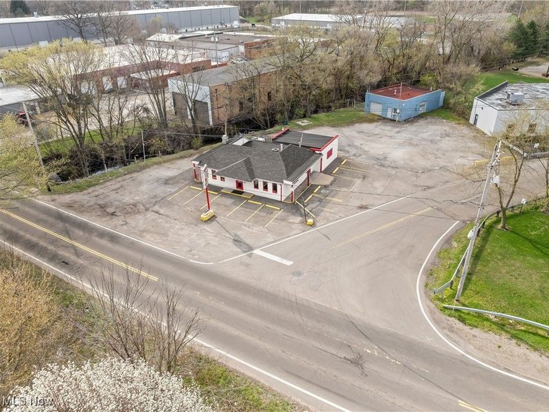 1494 Waterloo Road, Barberton, OH 44203 Photo 32