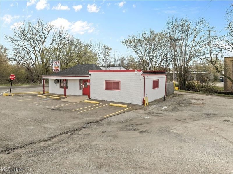 1494 Waterloo Road, Barberton, OH 44203 Photo 7