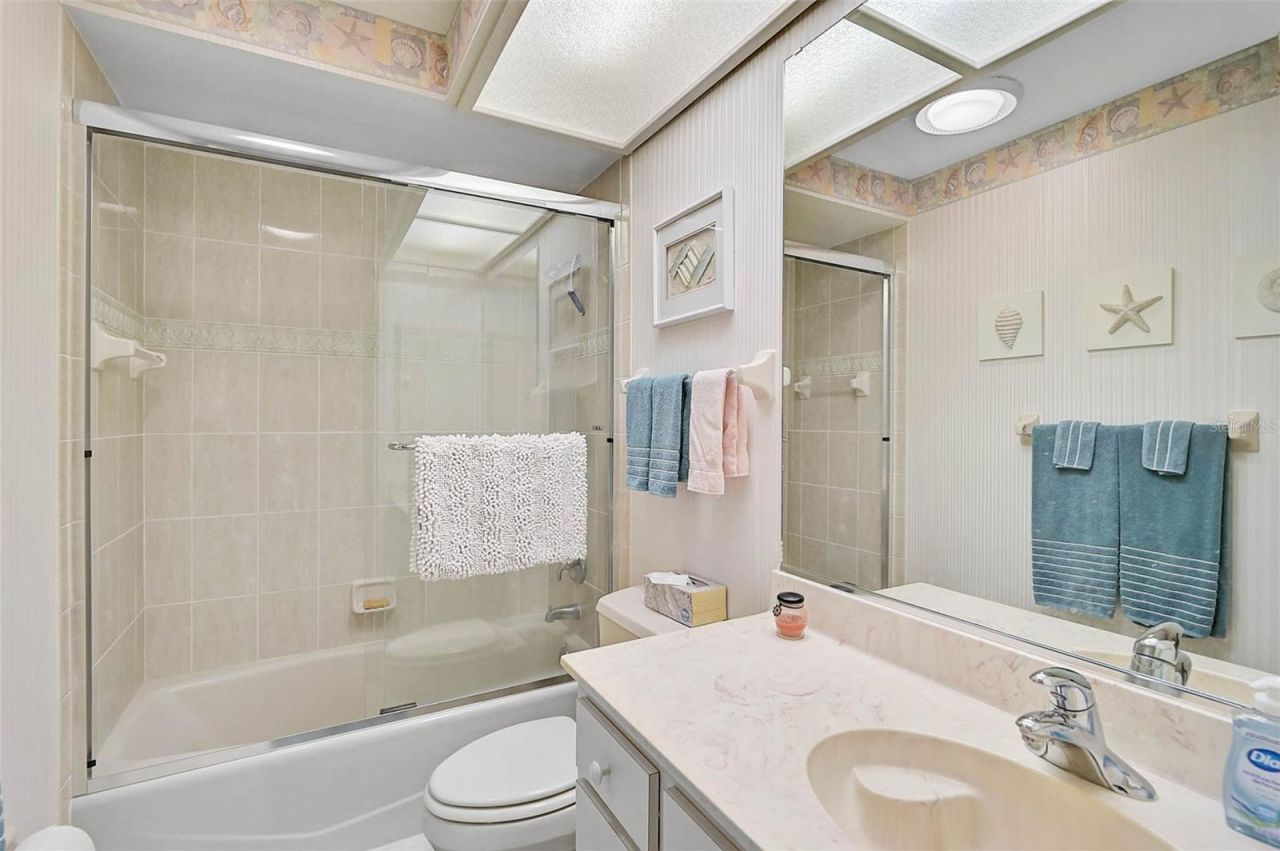 4360 Presidential Avenue Circle E, Bradenton, FL 34203 Photo