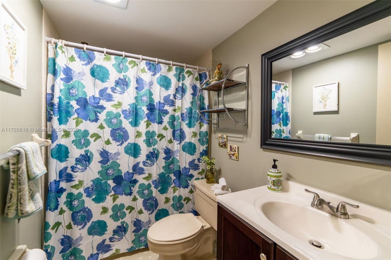 4221 W Palm Aire Dr, Unit 203, Pompano Beach, FL 33069 Photo