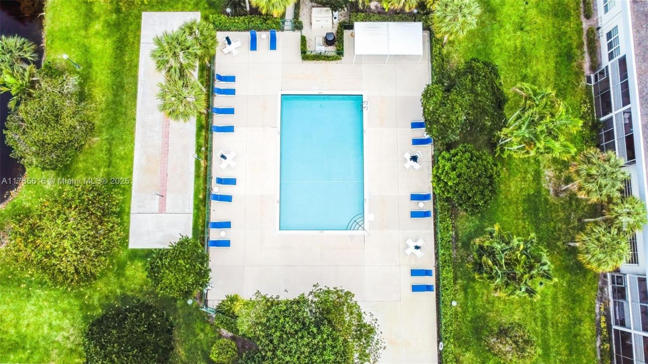 4221 W Palm Aire Dr, Unit 203, Pompano Beach, FL 33069 Photo