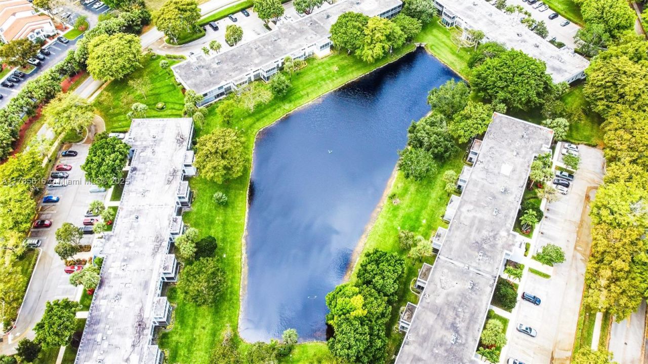 4221 W Palm Aire Dr, Unit 203, Pompano Beach, FL 33069 Photo