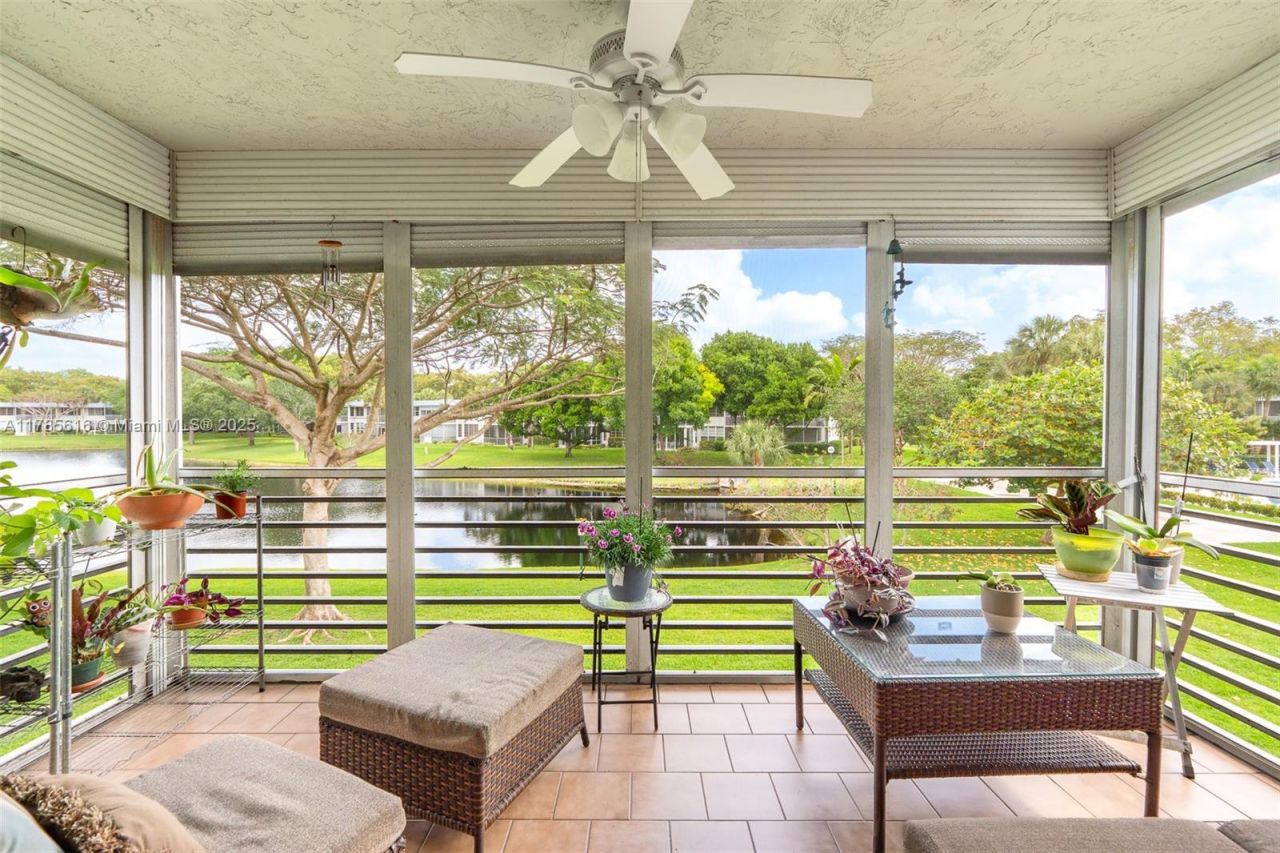 4221 W Palm Aire Dr, Unit 203, Pompano Beach, FL 33069 Photo