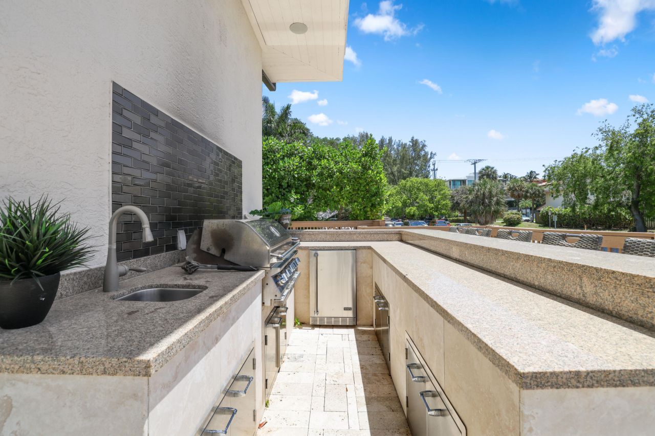 1030 Rhodes Villa Avenue, Delray Beach, FL 33483 Photo