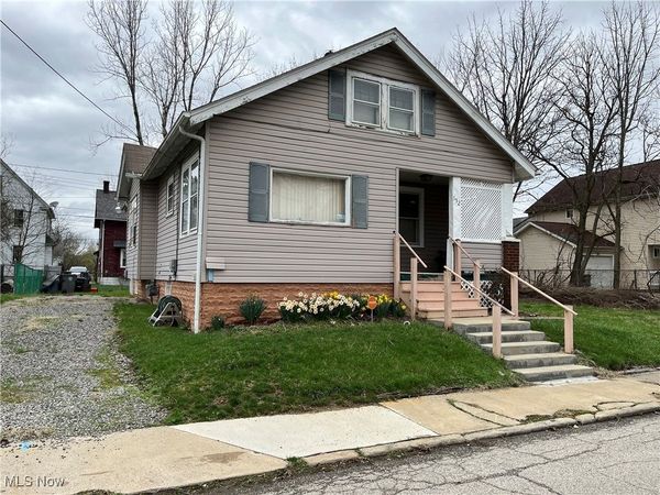152 Regent Street, Youngstown, OH 44507