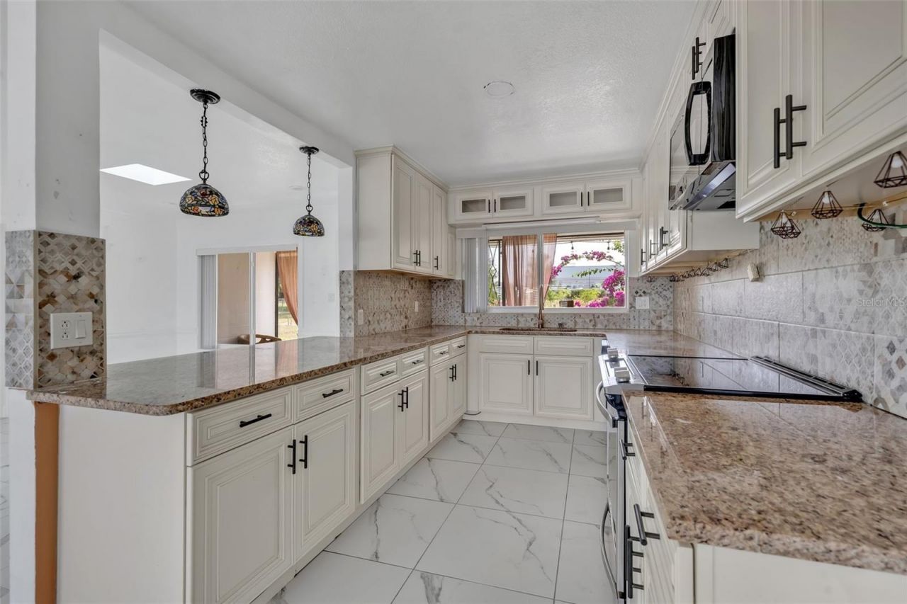 7420 Lake Willis Drive, Orlando, FL 32821 Photo