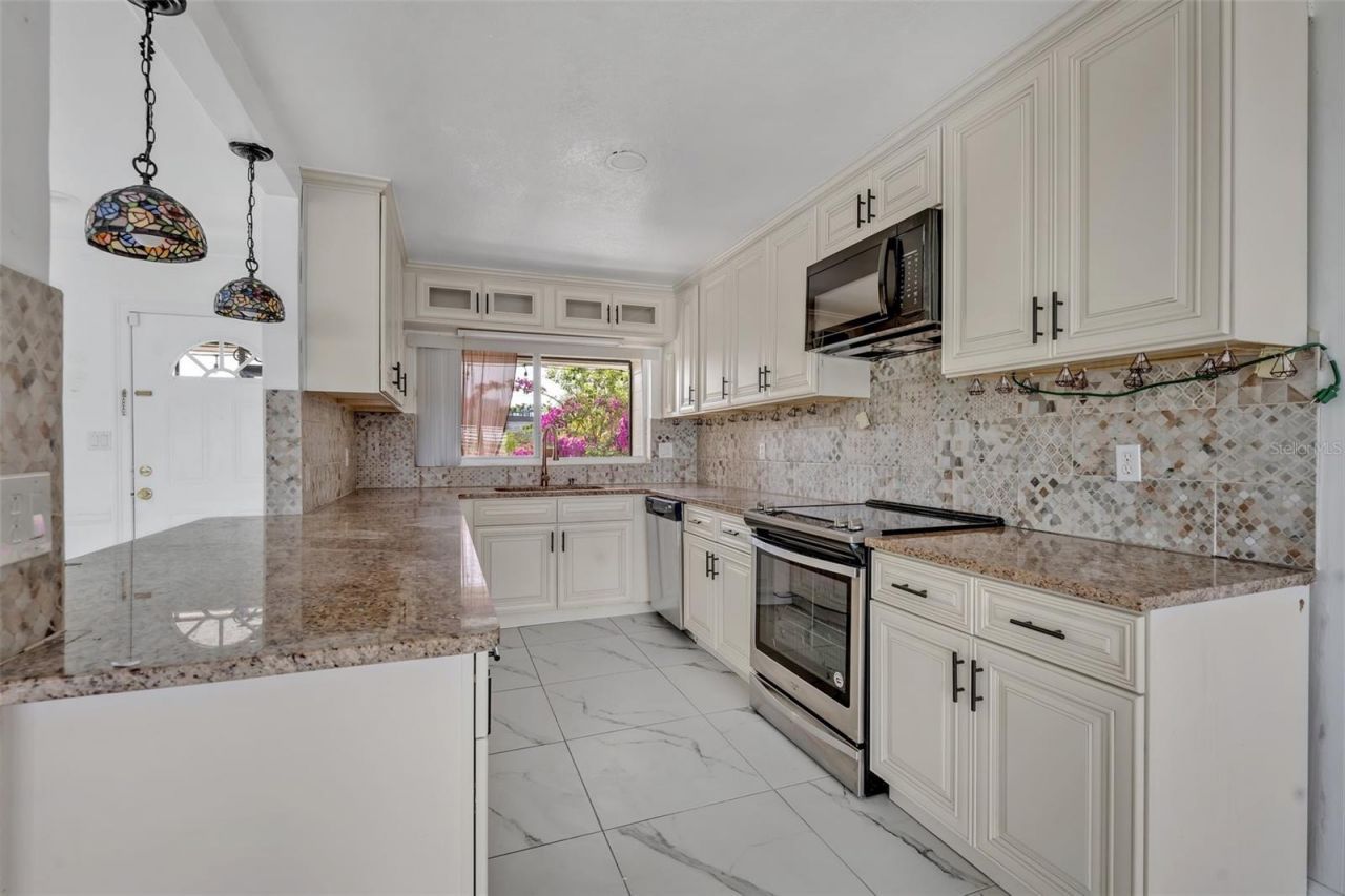 7420 Lake Willis Drive, Orlando, FL 32821 Photo